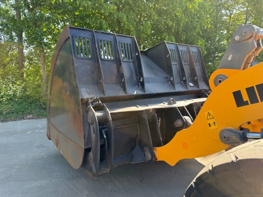 Bucket for Construction machinery Eurosteel Hoogkiepbak: picture 13 Bucket for Construction machinery Eurosteel Hoogkiepbak: picture 13