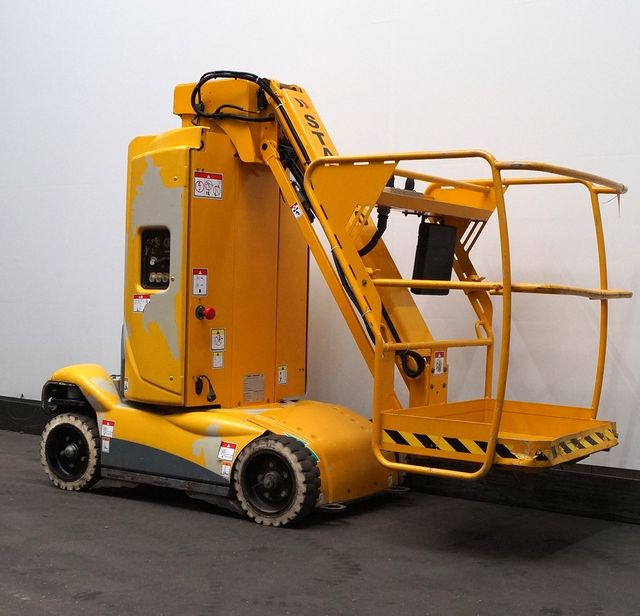 Haulotte Star 10-1 - Vertical mast lift: picture 2 Haulotte Star 10-1 - Vertical mast lift: picture 2