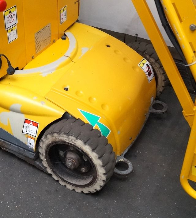 Haulotte Star 10-1 - Vertical mast lift: picture 4 Haulotte Star 10-1 - Vertical mast lift: picture 4