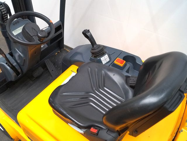 Jungheinrich EFG115 - Electric forklift: picture 3 Jungheinrich EFG115 - Electric forklift: picture 3