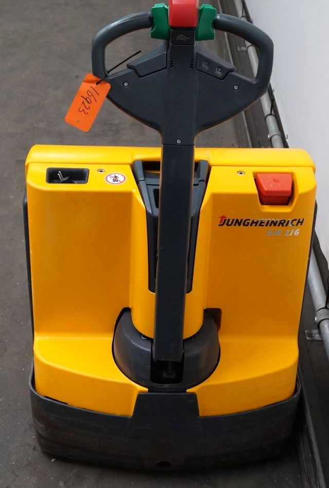 Jungheinrich EJE116 - Pallet truck: picture 3 Jungheinrich EJE116 - Pallet truck: picture 3