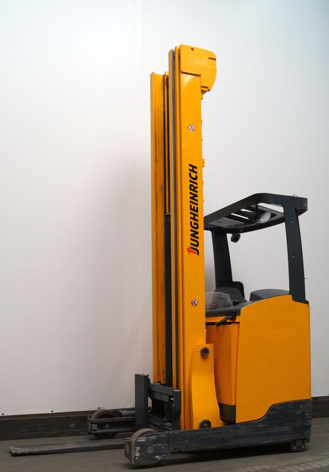 Jungheinrich ETV214 - Reach truck: picture 2 Jungheinrich ETV214 - Reach truck: picture 2