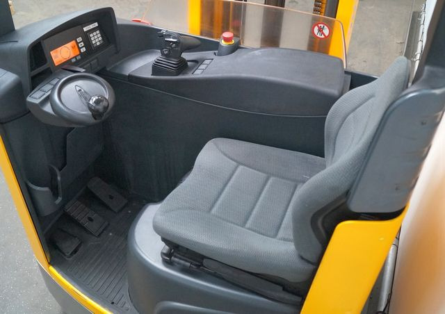 Jungheinrich ETV214 - Reach truck: picture 3 Jungheinrich ETV214 - Reach truck: picture 3