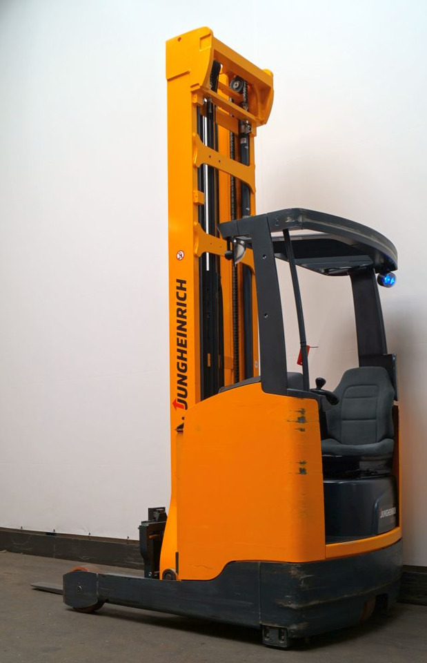 Jungheinrich ETV216 - Reach truck: picture 1 Jungheinrich ETV216 - Reach truck: picture 1