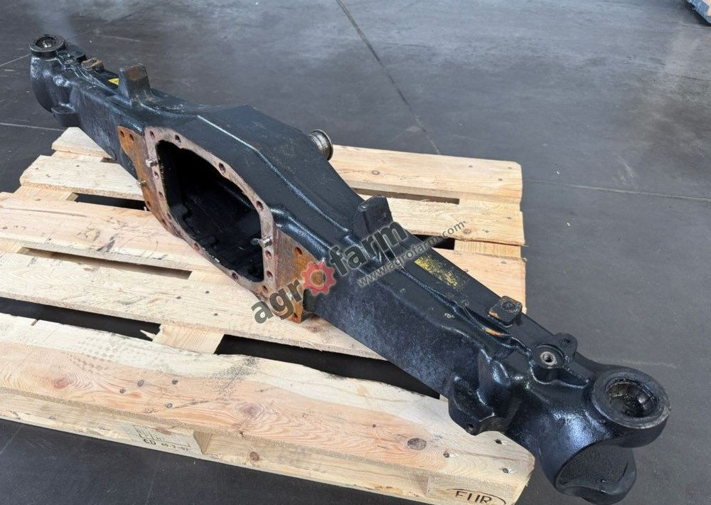 Obudowa przedniego mostu, Case Luxxum 120 - Transmission: picture 2 Obudowa przedniego mostu, Case Luxxum 120 - Transmission: picture 2