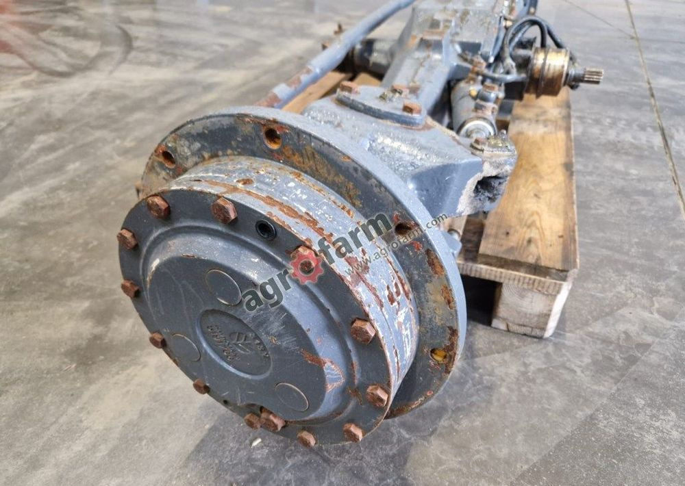 Przedni most New Holland TS100 - Transmission: picture 3 Przedni most New Holland TS100 - Transmission: picture 3