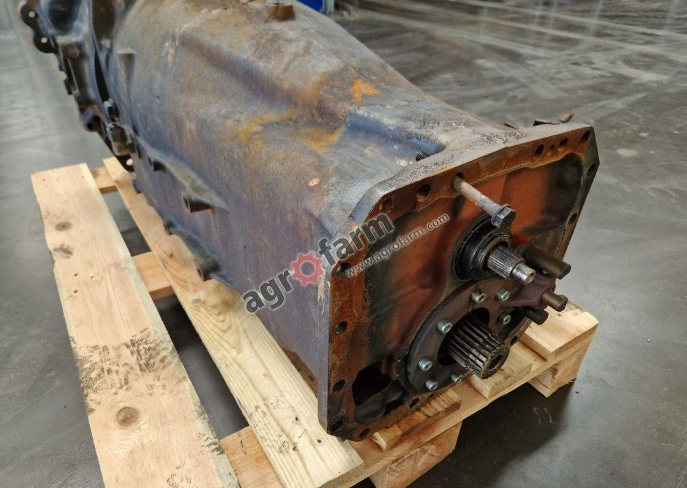 Skrzynia biegów Renault Claas Ares 816 - Gearbox: picture 2 Skrzynia biegów Renault Claas Ares 816 - Gearbox: picture 2