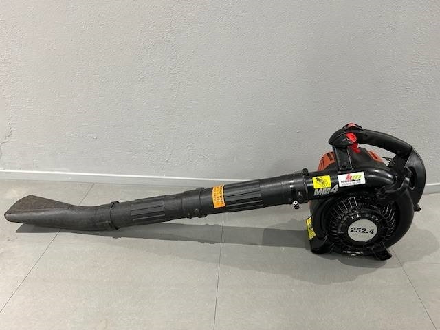 Dolmar Pb.252.4 bladblazer - Garden equipment: picture 1 Dolmar Pb.252.4 bladblazer - Garden equipment: picture 1