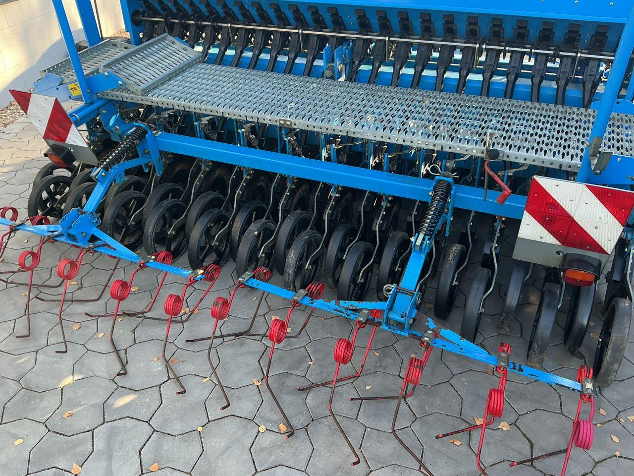 Lemken Saphir 7/300 DS - Combine seed drill: picture 4 Lemken Saphir 7/300 DS - Combine seed drill: picture 4