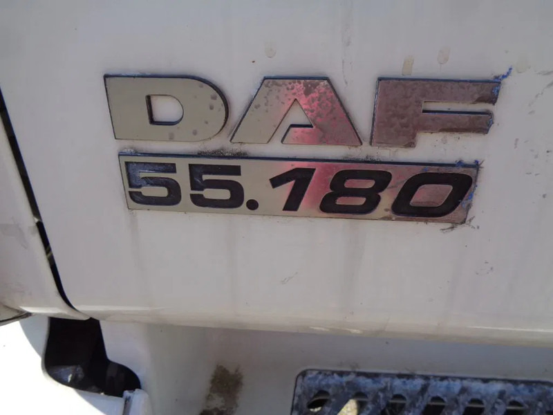 DAF LF55.180 + MANUAL + LIFT - Curtain side truck: picture 4 DAF LF55.180 + MANUAL + LIFT - Curtain side truck: picture 4