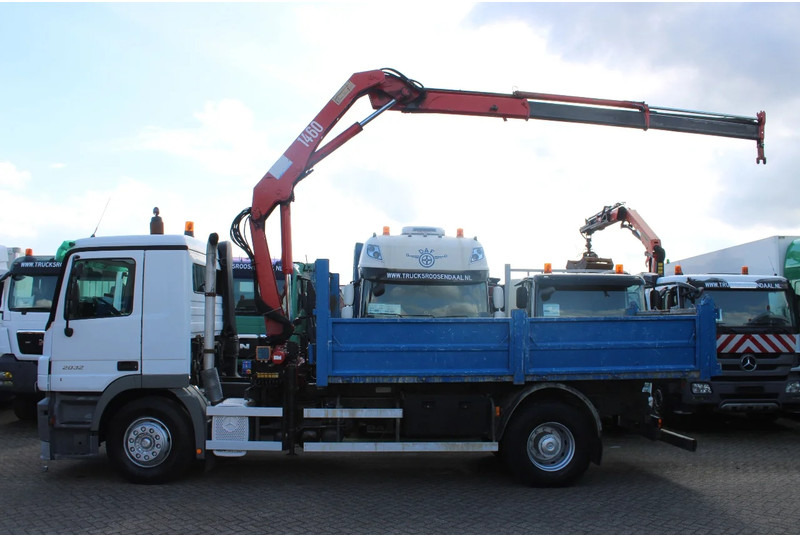 Mercedes-Benz Actros 2032 + HMF 1460 + Tipper + Steel Steel - Tipper: picture 4 Mercedes-Benz Actros 2032 + HMF 1460 + Tipper + Steel Steel - Tipper: picture 4
