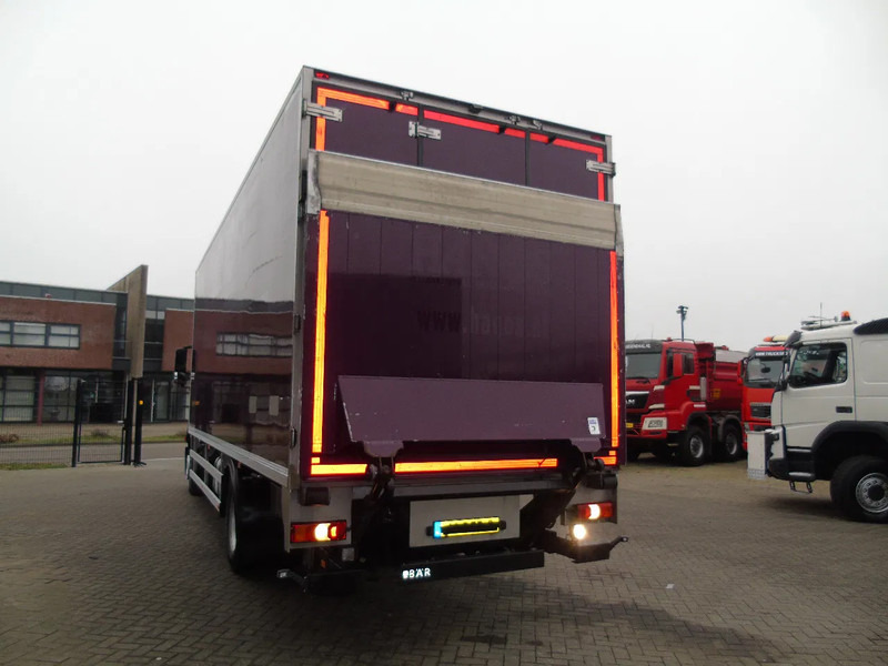 Mercedes-Benz Antos 1924 + euro 6 + CARRIER 1150 + LIFT - Refrigerator truck: picture 5 Mercedes-Benz Antos 1924 + euro 6 + CARRIER 1150 + LIFT - Refrigerator truck: picture 5