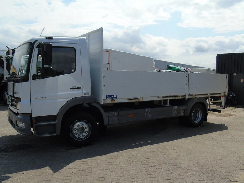 Mercedes-Benz Atego 1223 + manual + perfect condition - Dropside/ Flatbed truck: picture 3 Mercedes-Benz Atego 1223 + manual + perfect condition - Dropside/ Flatbed truck: picture 3