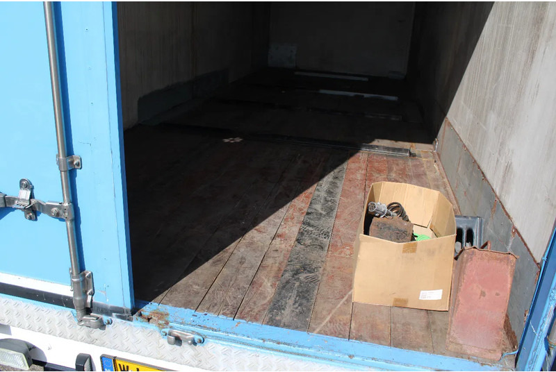 Pacton 2X AXLE + NICE TRAILER - Closed box trailer: picture 5 Pacton 2X AXLE + NICE TRAILER - Closed box trailer: picture 5