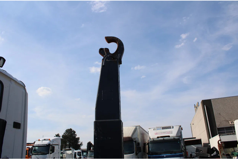 Scania P124-360 + HOOK + 6X2 + MANUAL + EURO 2 - Hook lift truck: picture 5 Scania P124-360 + HOOK + 6X2 + MANUAL + EURO 2 - Hook lift truck: picture 5