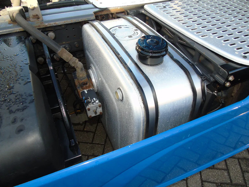 DAF XF 510 + PTO + EURO 6 + SSC + SPOILER - Tractor truck: picture 5 DAF XF 510 + PTO + EURO 6 + SSC + SPOILER - Tractor truck: picture 5