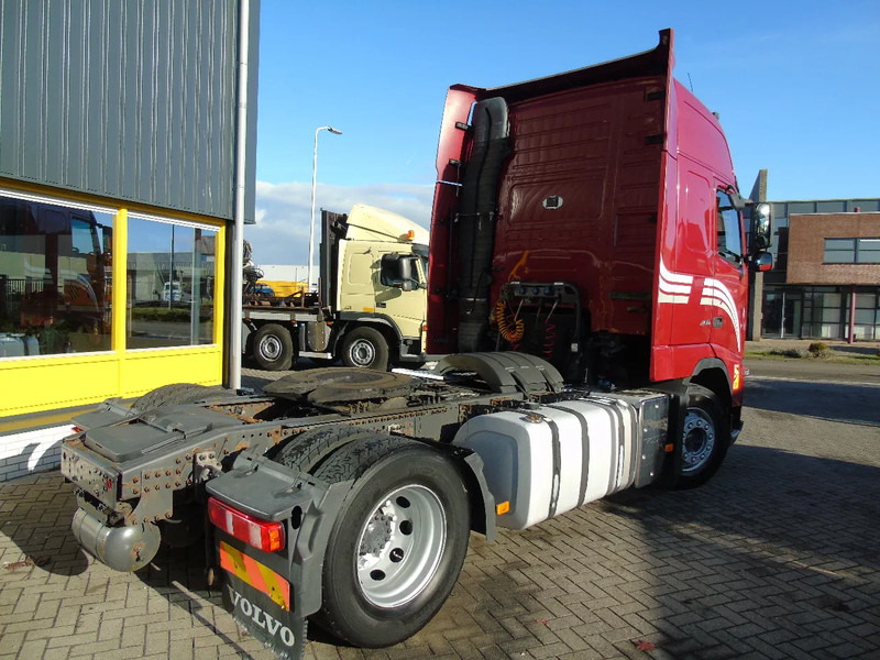 Volvo FH 420 + XL CABINE + EURO 5+ MANUAL - Tractor truck: picture 3 Volvo FH 420 + XL CABINE + EURO 5+ MANUAL - Tractor truck: picture 3