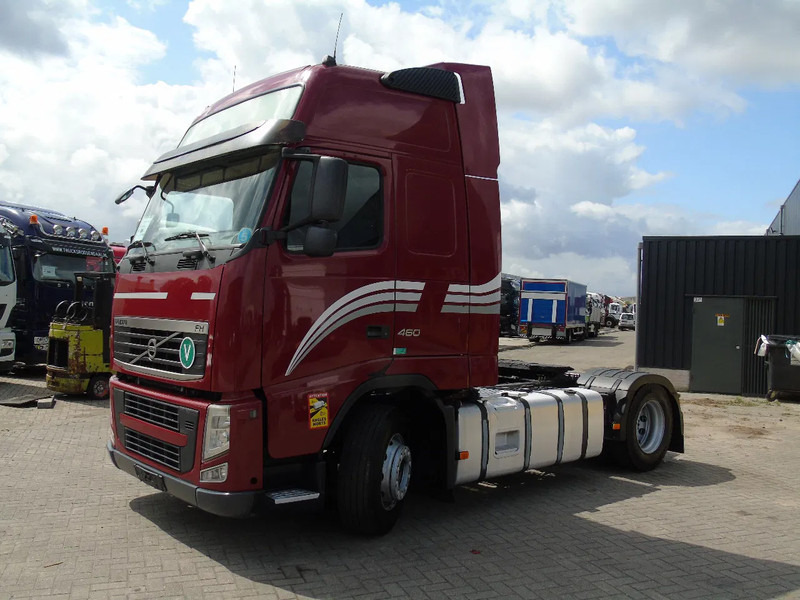 Volvo FH 460 + XL CABINE + EURO 5 + 6x IN STOCK - Tractor truck: picture 2 Volvo FH 460 + XL CABINE + EURO 5 + 6x IN STOCK - Tractor truck: picture 2