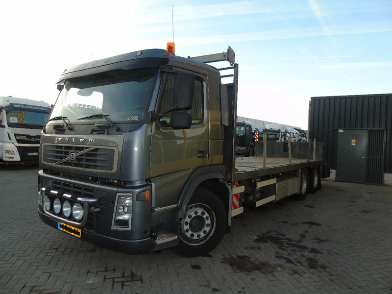Volvo FH 380 + 6X2 + MANUAL - Cab chassis truck: picture 2 Volvo FH 380 + 6X2 + MANUAL - Cab chassis truck: picture 2