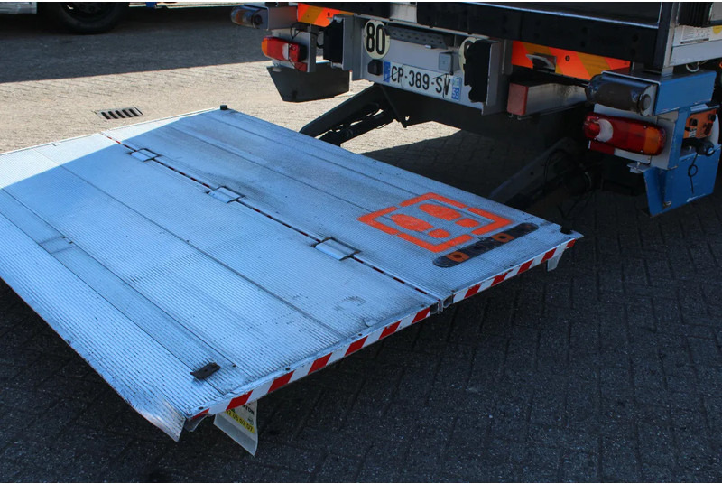 Refrigerator truck Volvo FL 240 + carrier + ATP + 16T + lift + MANUAL: picture 7