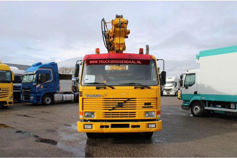 Volvo FL10 8X4 + GROMACH 34 mtr. + EURO 2 - Crane truck: picture 3 Volvo FL10 8X4 + GROMACH 34 mtr. + EURO 2 - Crane truck: picture 3