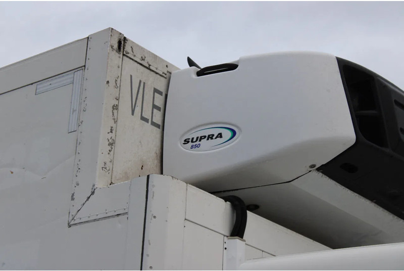 Refrigerator truck Volvo FMX 370 + EURO 5 + CARRIER + meat + 6x2 + atp: picture 8