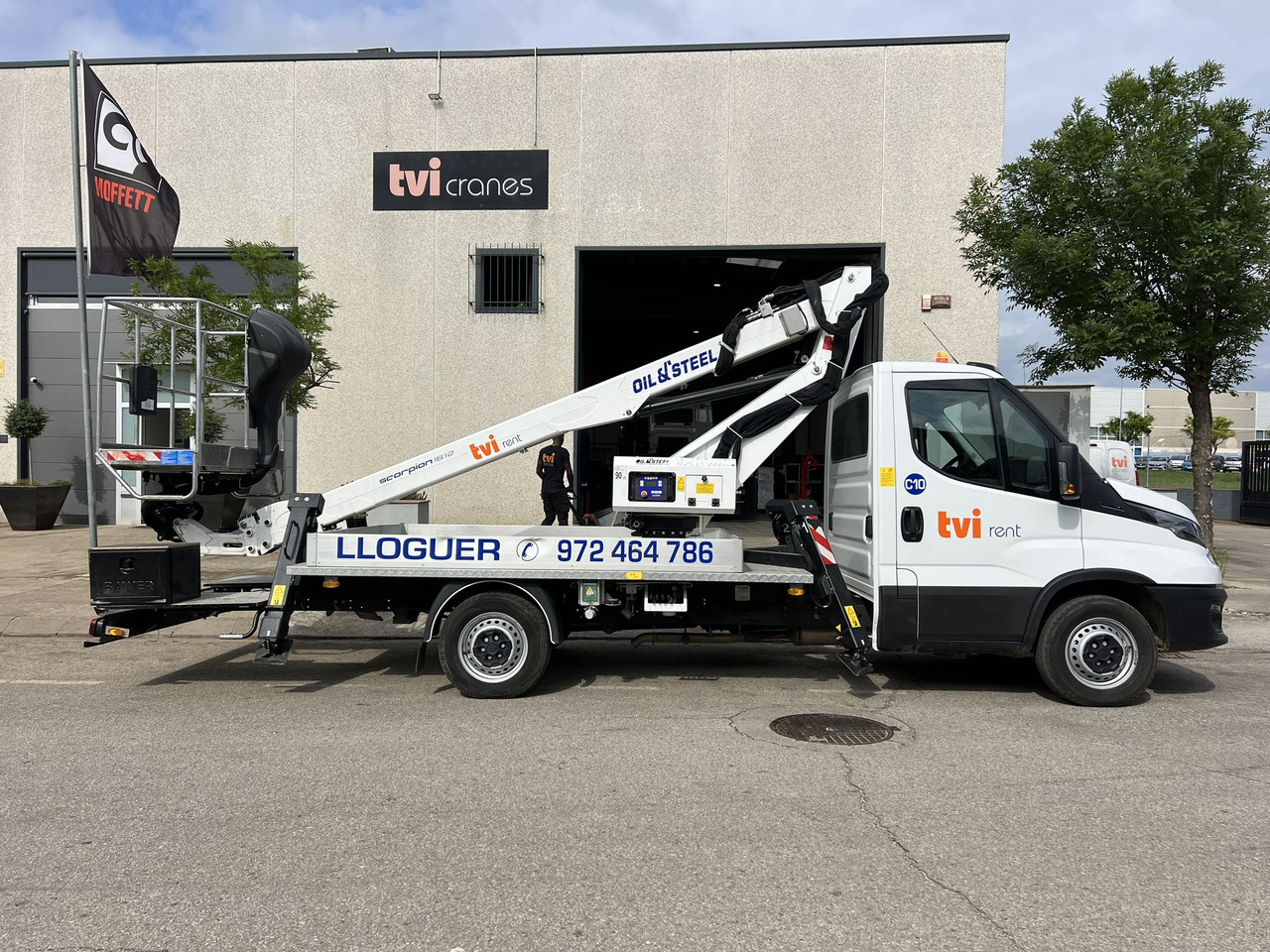 Iveco Daily + Oil&Steel Scorpion 1812 Smart Iveco Daily + Oil&Steel Scorpion 1812 Smart - Truck with aerial platform: picture 2 Iveco Daily + Oil&Steel Scorpion 1812 Smart Iveco Daily + Oil&Steel Scorpion 1812 Smart - Truck with aerial platform: picture 2