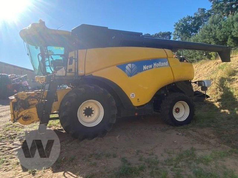 New Holland CR 980 - Combine harvester: picture 3 New Holland CR 980 - Combine harvester: picture 3