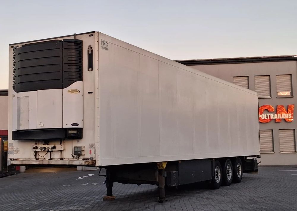 Schmitz Cargobull SKO24, Agregat Carrier Maxima 1300 - Refrigerator semi-trailer: picture 1 Schmitz Cargobull SKO24, Agregat Carrier Maxima 1300 - Refrigerator semi-trailer: picture 1