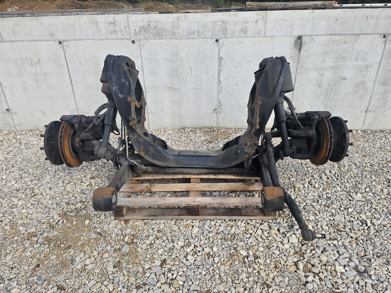 MAN TGX TGS AIR SUNSPENSION / COMPLETE FRONT AXLE - Front axle: picture 2 MAN TGX TGS AIR SUNSPENSION / COMPLETE FRONT AXLE - Front axle: picture 2