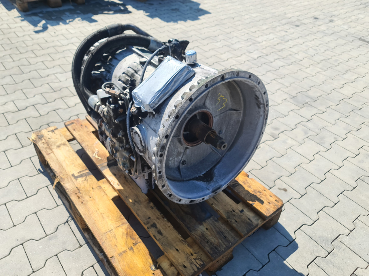 VOLVO FH FM / GEARBOX / VT1906PT / POWERTRONIC / WORLDWIDE DELIVERY - Gearbox: picture 2 VOLVO FH FM / GEARBOX / VT1906PT / POWERTRONIC / WORLDWIDE DELIVERY - Gearbox: picture 2