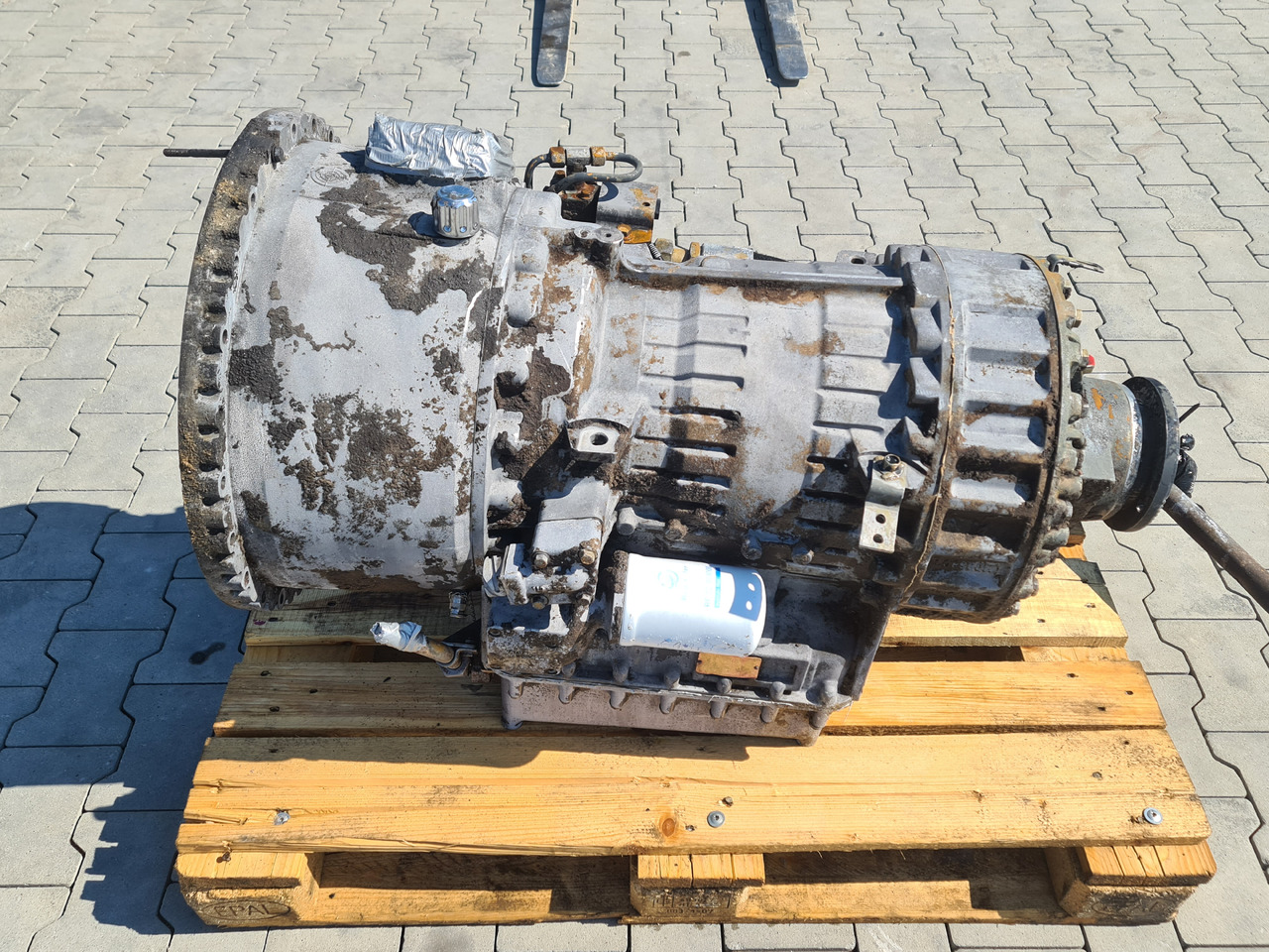 VOLVO FH FM GEARBOX / VT1906PT / POWERTRONIC / WORLDWIDE DELIVERY - Gearbox: picture 4 VOLVO FH FM GEARBOX / VT1906PT / POWERTRONIC / WORLDWIDE DELIVERY - Gearbox: picture 4