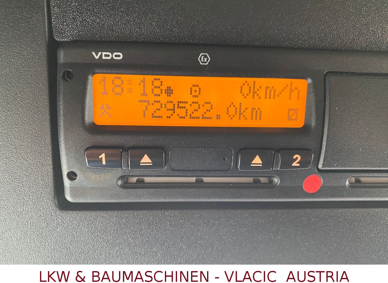 Mercedes-Benz 2563 - Hook lift truck: picture 4 Mercedes-Benz 2563 - Hook lift truck: picture 4