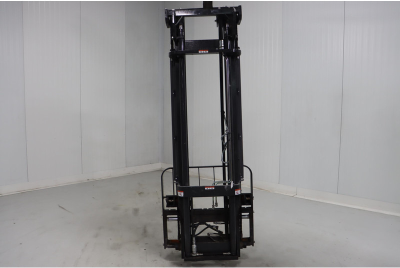 *Unicarriers duplex mast - Attachment: picture 2 *Unicarriers duplex mast - Attachment: picture 2
