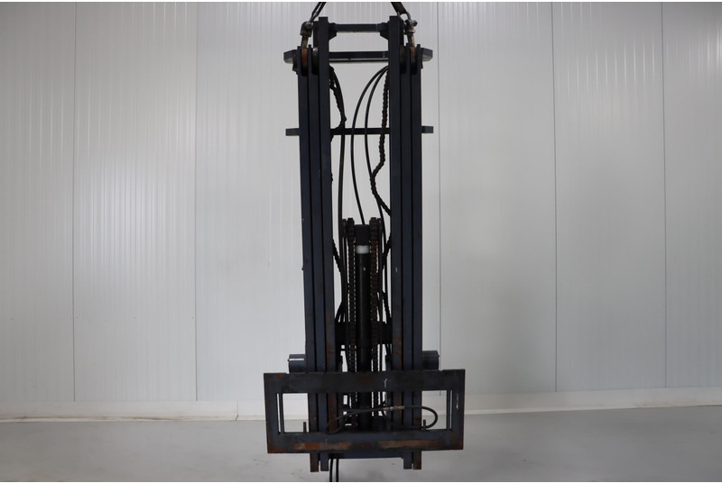 *Unicarriers triplex mast - Attachment: picture 1 *Unicarriers triplex mast - Attachment: picture 1