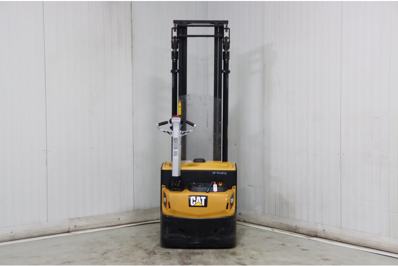 Stacker Caterpillar NSP14: picture 6 Stacker Caterpillar NSP14: picture 6