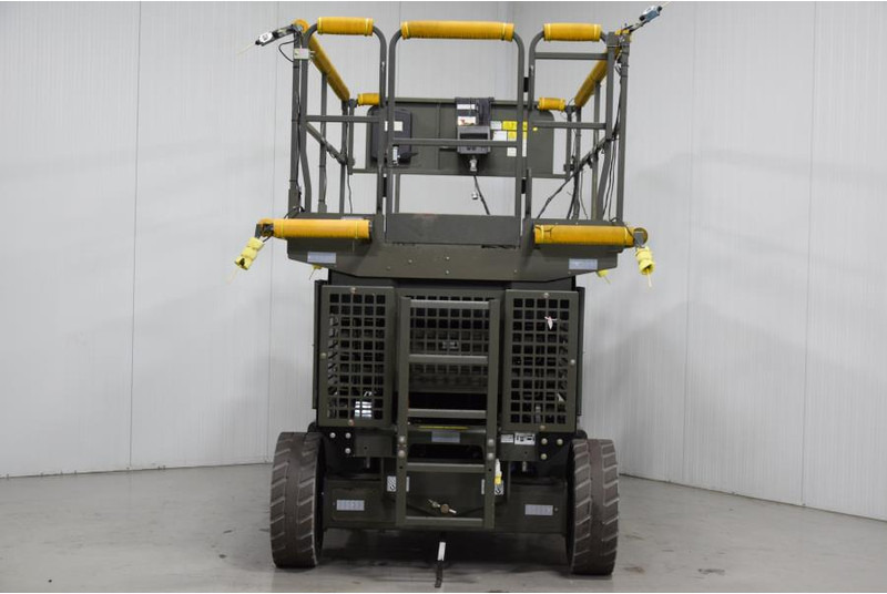 Scissor lift JLG M3369: picture 8 Scissor lift JLG M3369: picture 8