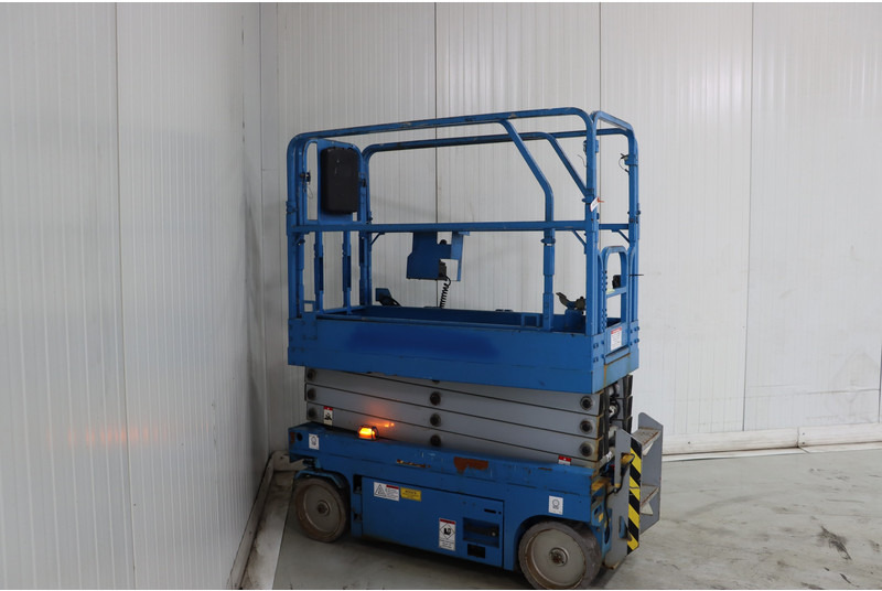 Mantall XE80N - Scissor lift: picture 5 Mantall XE80N - Scissor lift: picture 5