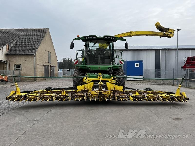 John Deere 8700 - Forage harvester: picture 2 John Deere 8700 - Forage harvester: picture 2