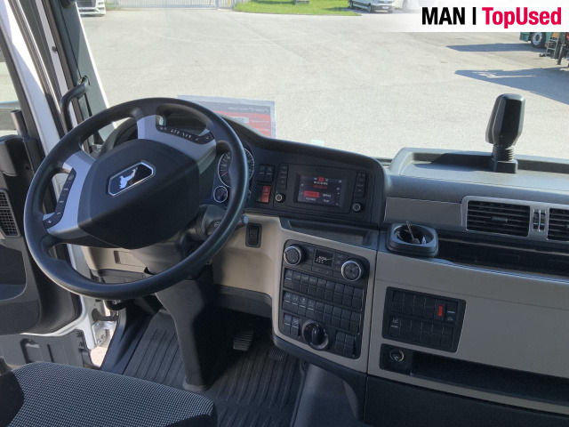 Tractor truck MAN TGX 26.510 6X4 BLS: picture 6