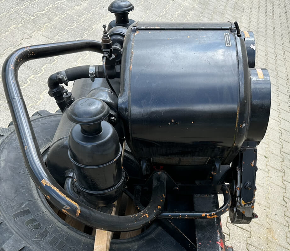 Unimog Vorbaukompressor Elektron 5-299A10 - Spare parts for Utility/ Special vehicle: picture 4 Unimog Vorbaukompressor Elektron 5-299A10 - Spare parts for Utility/ Special vehicle: picture 4