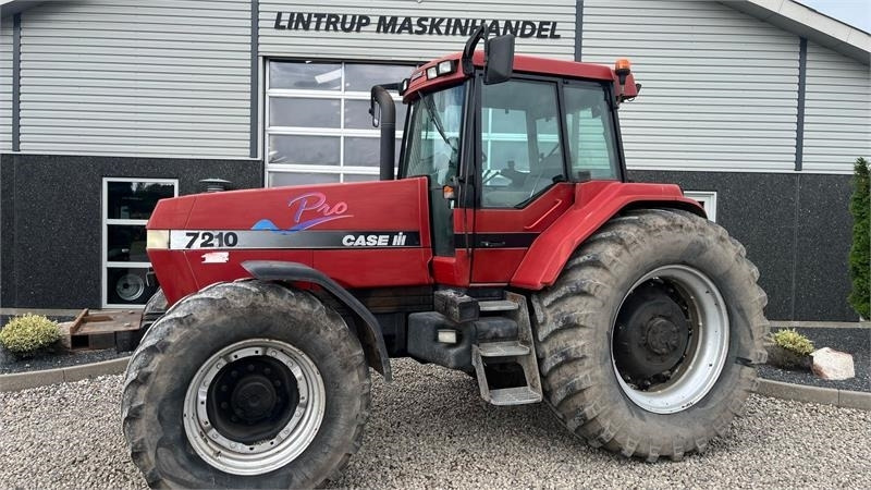 Case IH Magnum 7210 PRO PRO model, og en ejers traktor fra - Farm tractor: picture 1 Case IH Magnum 7210 PRO PRO model, og en ejers traktor fra - Farm tractor: picture 1