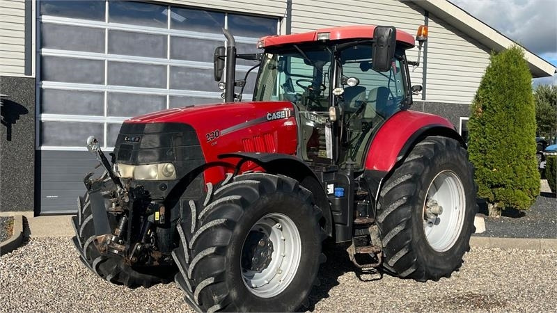 Case IH Puma 230Cvx Med frontlift - Farm tractor: picture 2 Case IH Puma 230Cvx Med frontlift - Farm tractor: picture 2