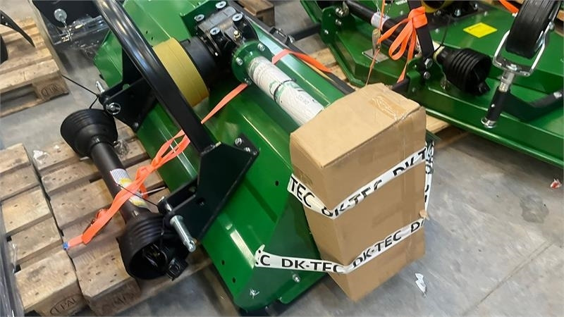 Dk-Tec EFGC175D Slagleklipper med fast tårn og oplukkelig - Mower: picture 2 Dk-Tec EFGC175D Slagleklipper med fast tårn og oplukkelig - Mower: picture 2