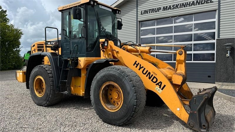 Wheel loader Hyundai 757-9A XTD med lan-arm. En-ejeres maskine med Lock: picture 6