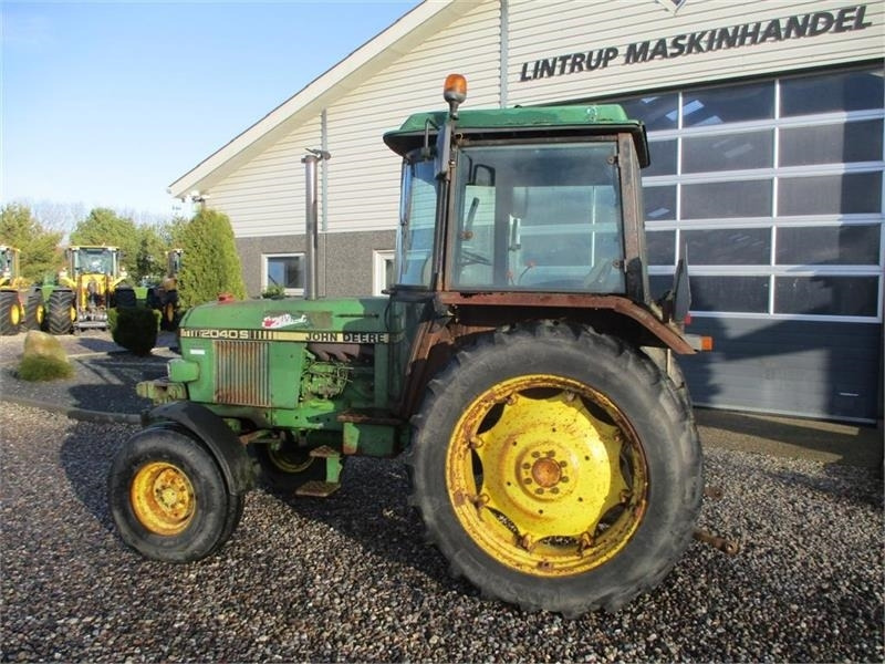 John Deere 2040 S  - Farm tractor: picture 3 John Deere 2040 S  - Farm tractor: picture 3