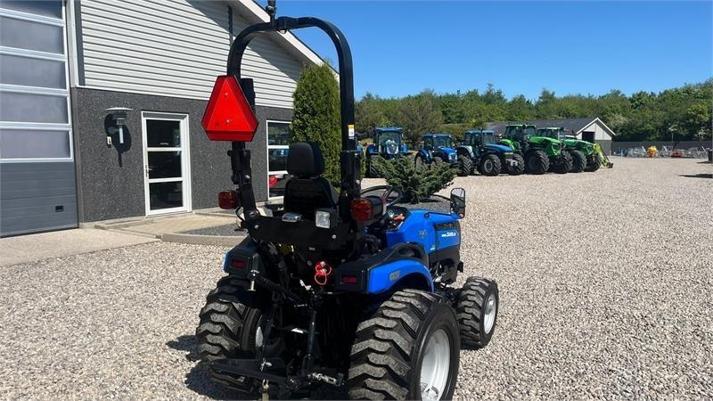Farm tractor Solis H26 HST Hydrostat. Industrihjul: picture 16 Farm tractor Solis H26 HST Hydrostat. Industrihjul: picture 16