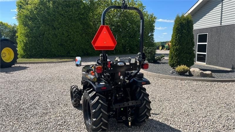 Municipal tractor Solis S26 Limited Edition i sort 6+2 Gearmaskine med Ser: picture 18