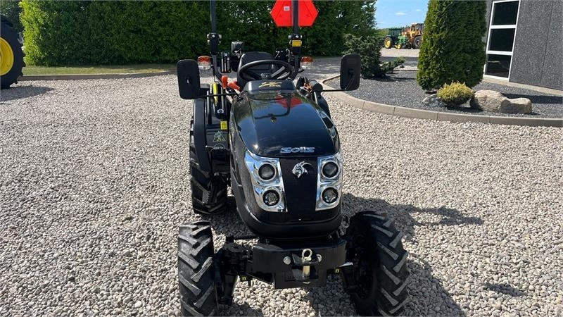 Municipal tractor Solis S26 Limited Edition i sort 6+2 Gearmaskine med Ser: picture 24