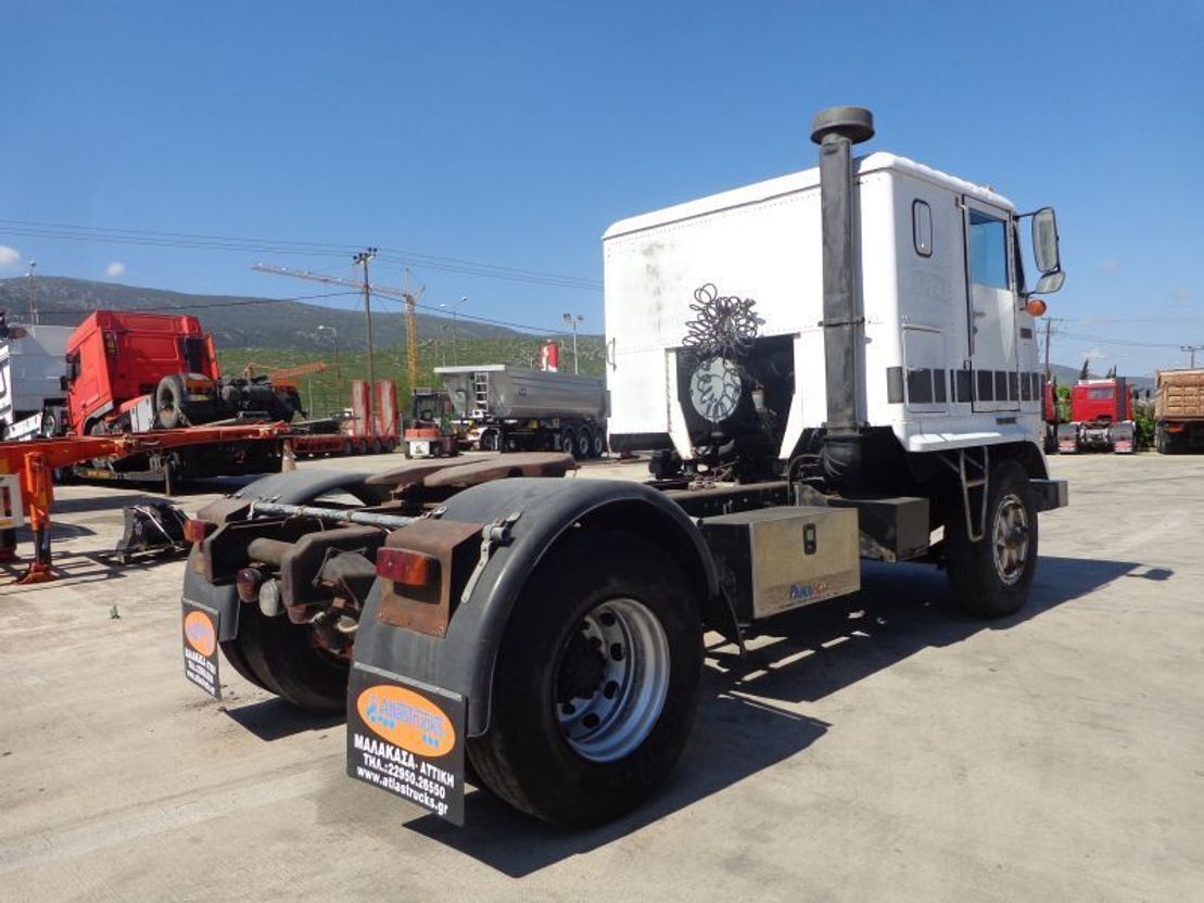 White WHITE (4X2) TYPE : RC 42B 06 - Tractor truck: picture 4 White WHITE (4X2) TYPE : RC 42B 06 - Tractor truck: picture 4